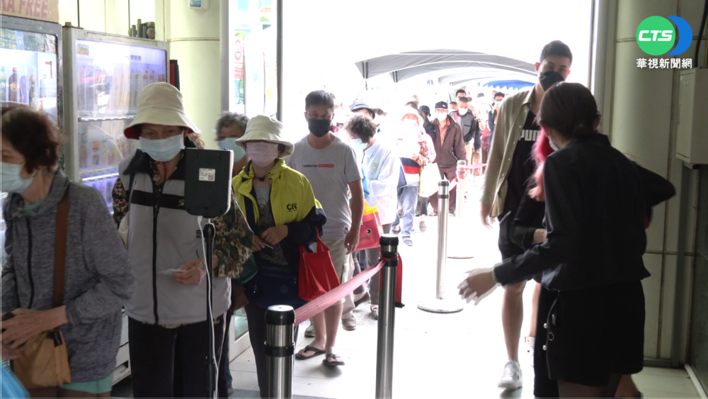 "旗津券"發威 遊客回籠店家業績多5成