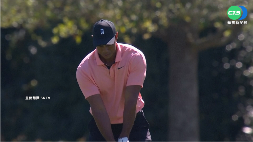 老虎伍茲揮桿練球 考慮"美國名人賽"復出