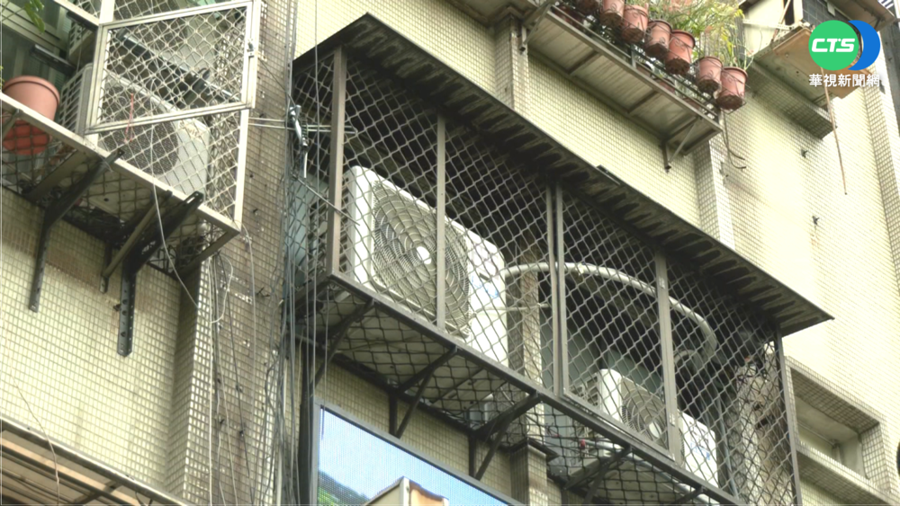 公寓變靈堂!住戶驚嚇 被檢舉不甩開罰