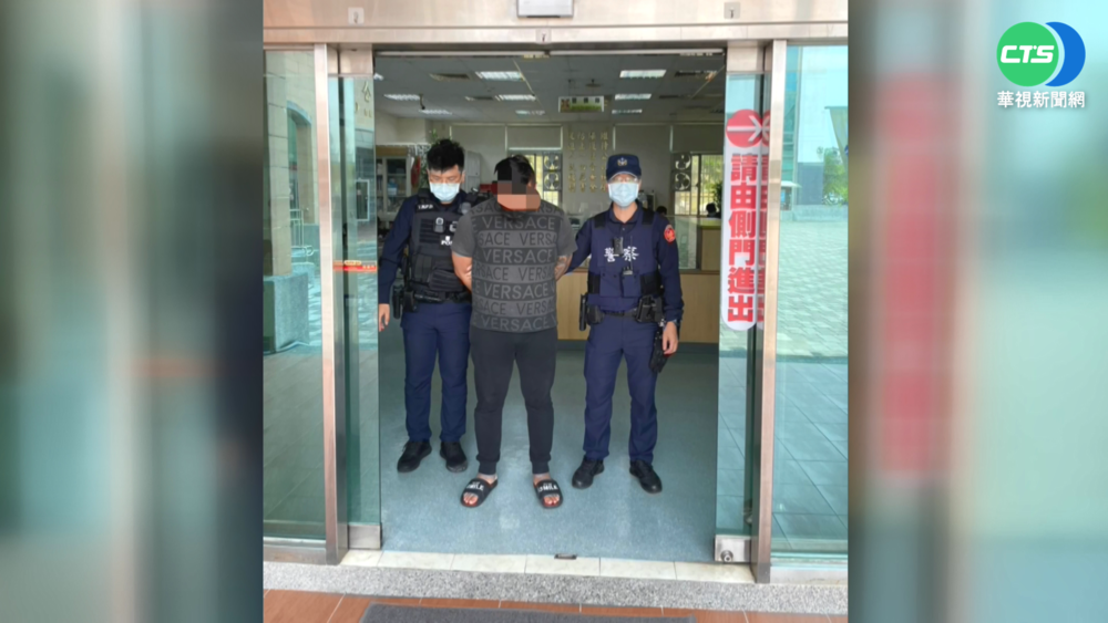 隨機挑開名車民眾搶劫 警荷槍破門逮嫌!