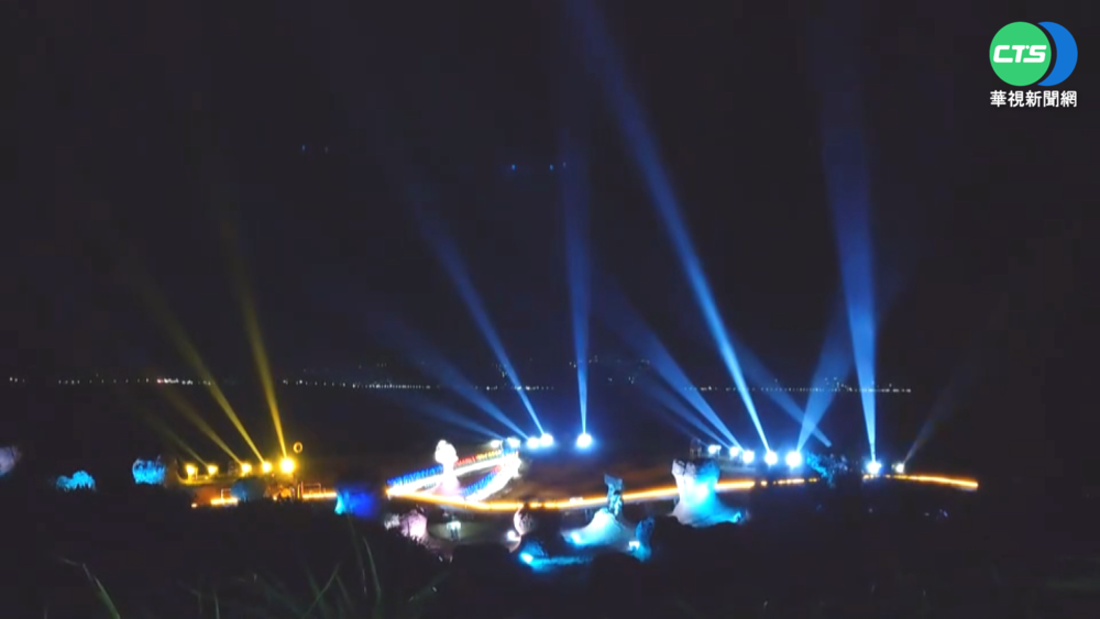 "夜訪女王"回歸! 光雕.水舞秀照亮夜空