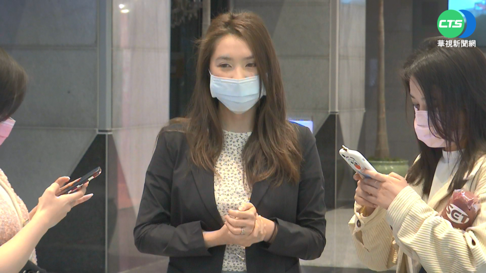 惡質里民亂丟垃圾 "女神級公僕"怒了