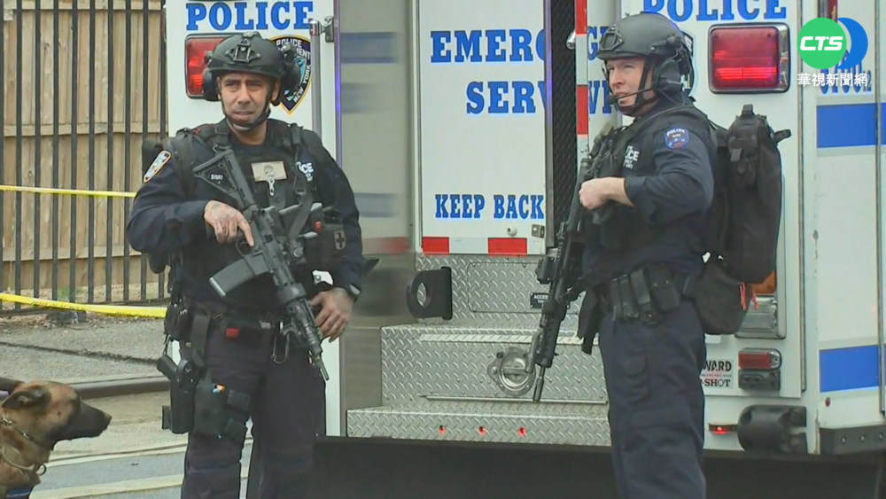 紐約布魯克林爆槍擊 至少5人中槍.13傷