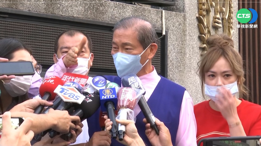 白狼搶轎衝突30萬交保 反控警"組織犯罪"