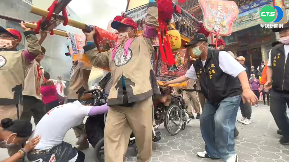 大甲媽遶境回鑾雲林西螺 信徒夾道歡迎