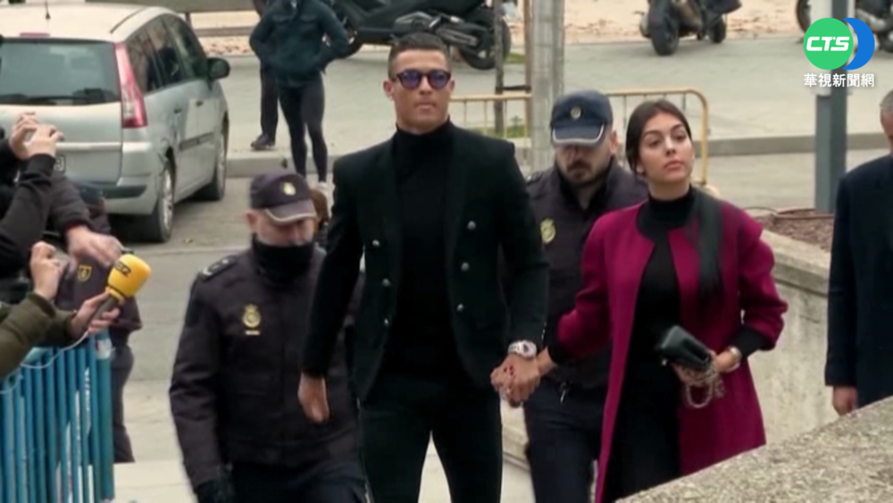 C羅女友誕下龍鳳胎 男嬰不幸夭折