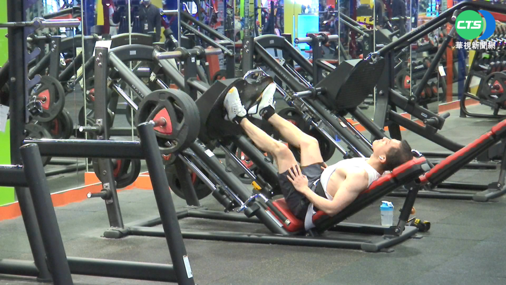 "3劑令"擴大 國旅退訂逾8成.健身房喊苦