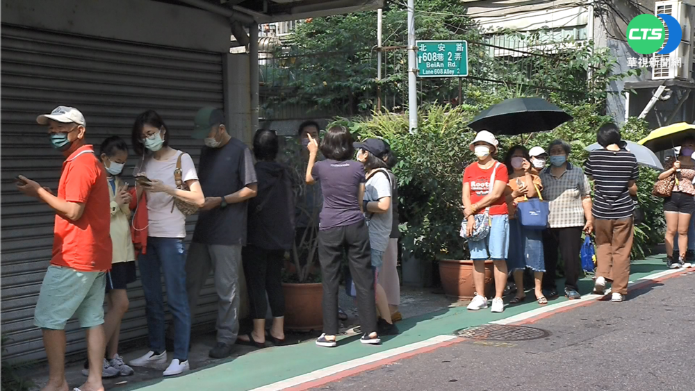 快篩實名制首日 截至傍晚已售近36萬個