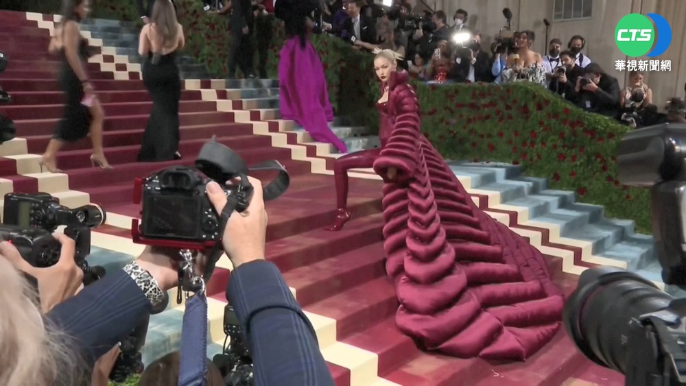 2022時尚奧斯卡登場 政界大咖.超模出席