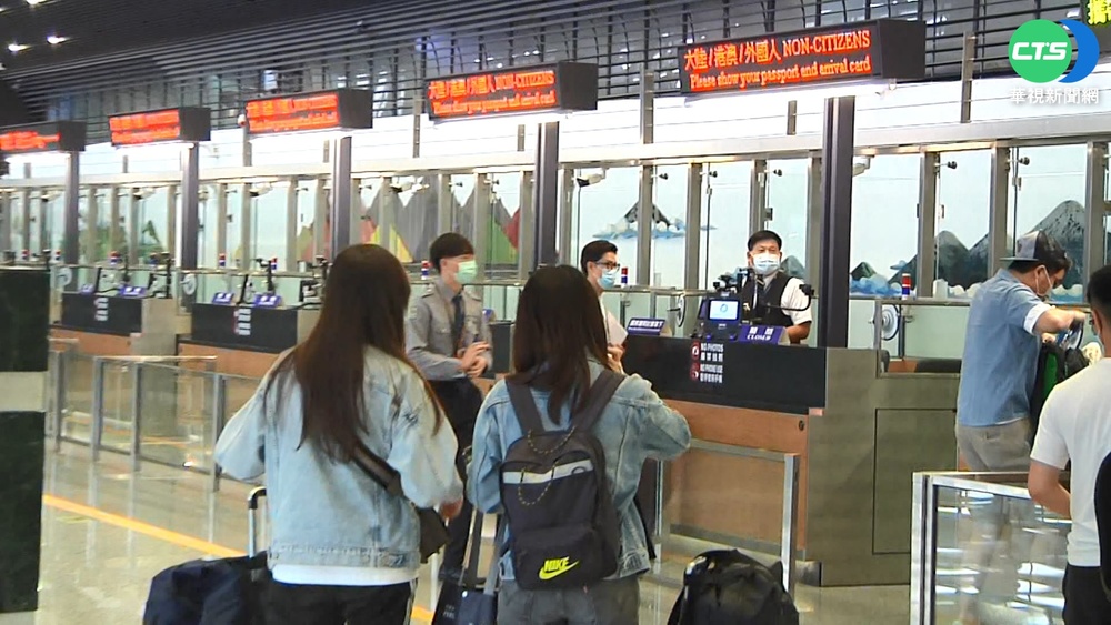 引國安疑慮 我放寬港澳人士定居暫緩