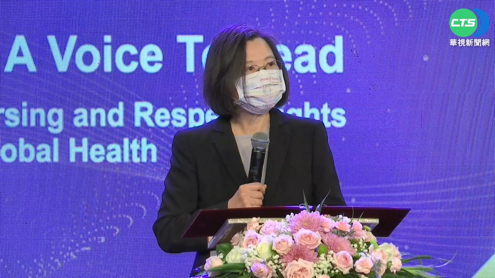 感謝護理師 總統重申防疫目標:正常過生活