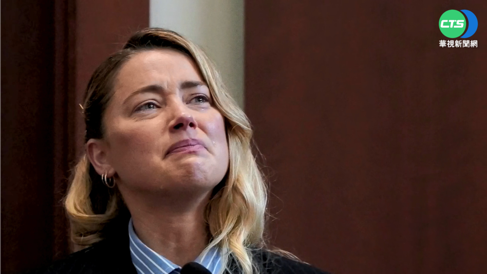 要求撤訴被拒? 安柏"淚控"強尼吸毒.性侵