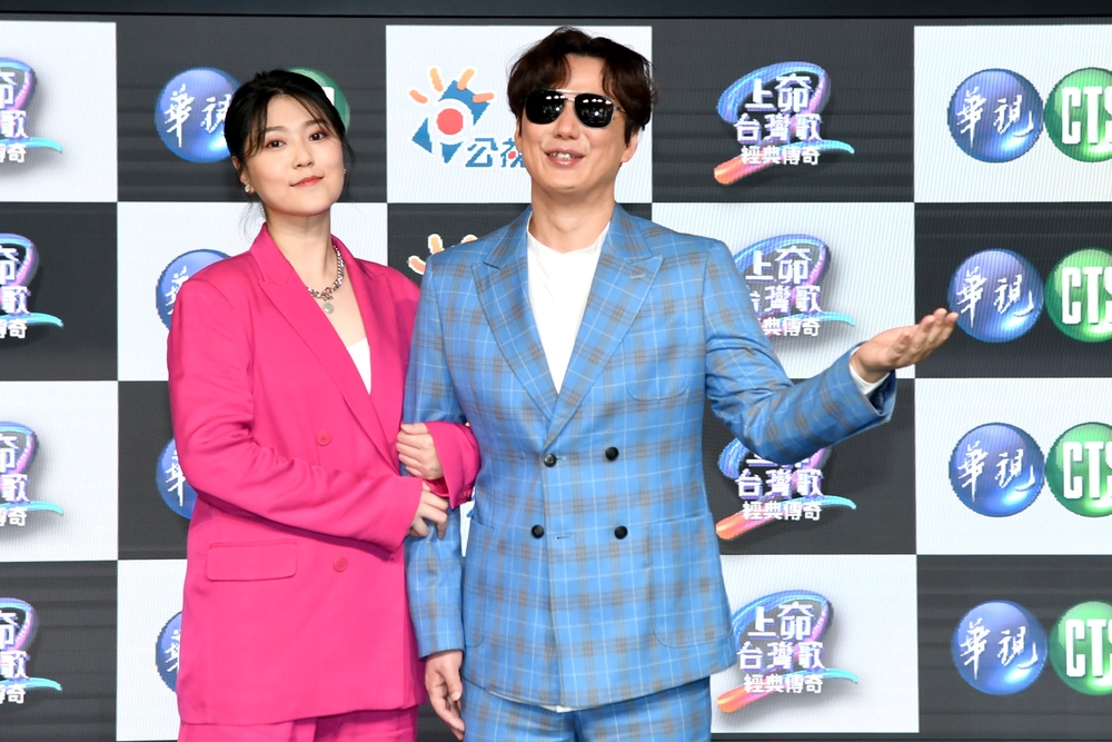 《上奅台灣歌2.0》主持搭檔好感情 曹雅雯叫蕭煌奇「阿舅」