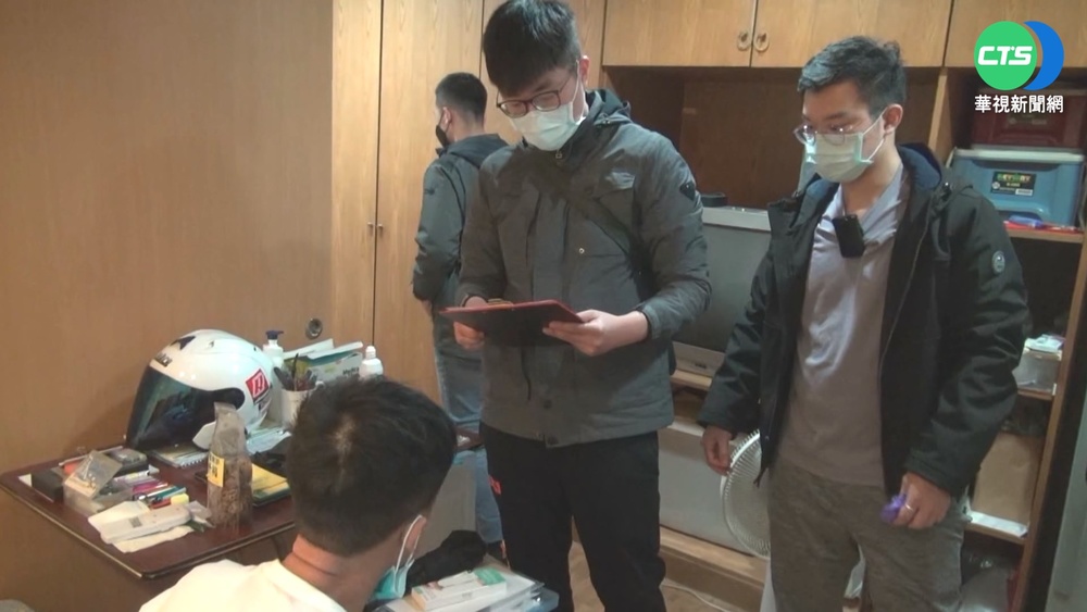 19歲兒當起詐騙車手 父協助警方逮人