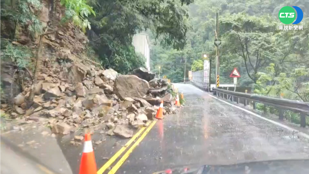 大雨土石坍! 中橫谷關路段一度雙向受阻