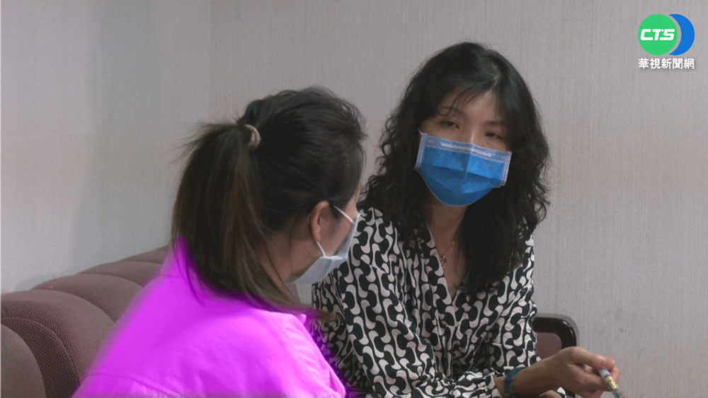 0+7新制上路! 1家9口接連確診居隔期難算