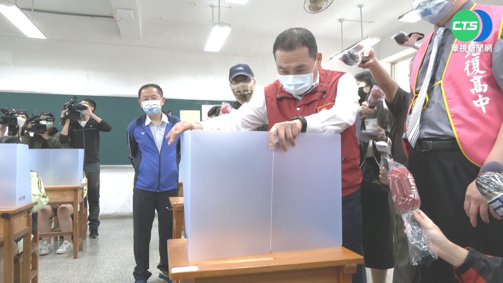 遠距授權校決定 侯:新北幅員廣.城鄉差距!