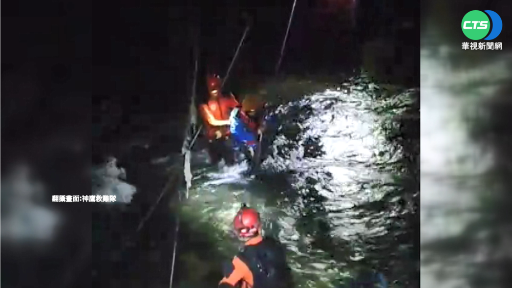 攔沙壩溪水暴漲 3登山客受困合歡溪至午夜