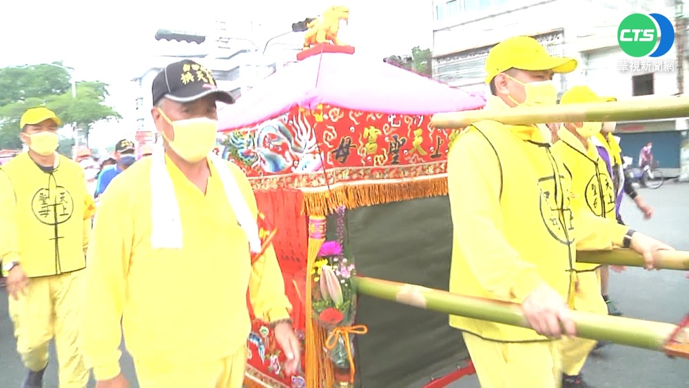 白沙屯媽祖停駕永靖分駐所 對面是頂新集團