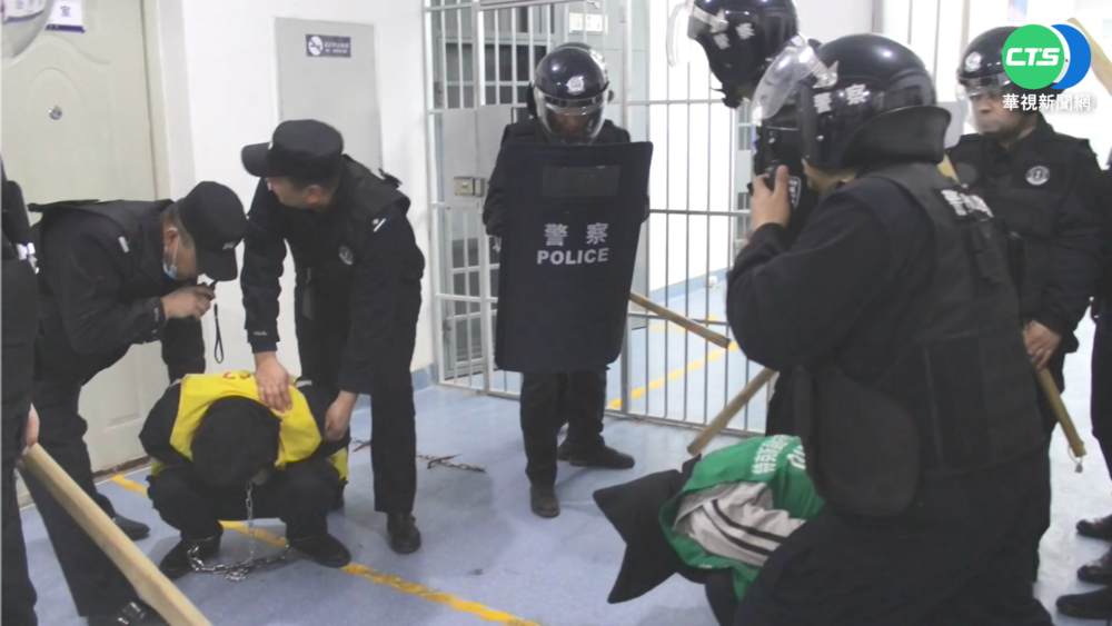 新疆警文件解密 上萬維族受虐資料曝光