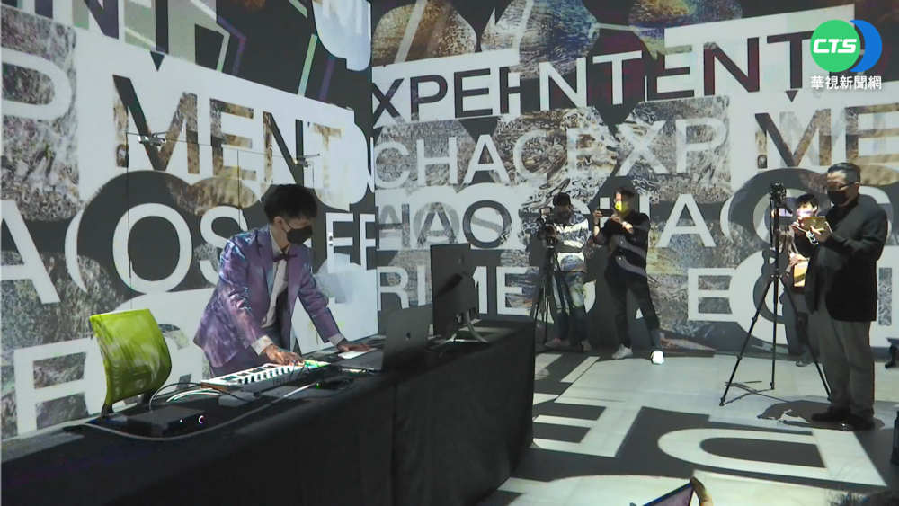 吳哲宇NFT生成藝術展 大秀"音像"魅力