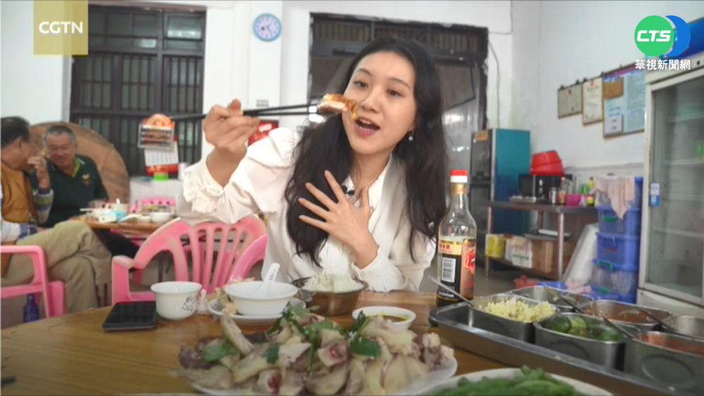 馬來西亞禁活雞出口 衝擊星國海南雞飯漲!