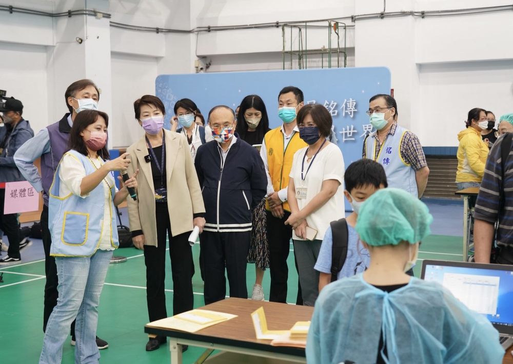 北市兒童BNT開打第一天 在校接種率達5成