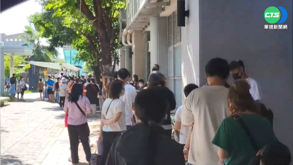 屏火車站打兒童疫苗 排首位者"凌晨1點到"