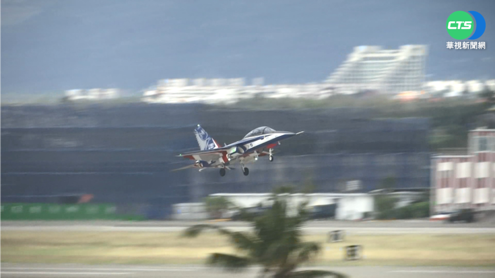 徐大鈞第二次單飛殉職 AT-3老舊服役逾38年