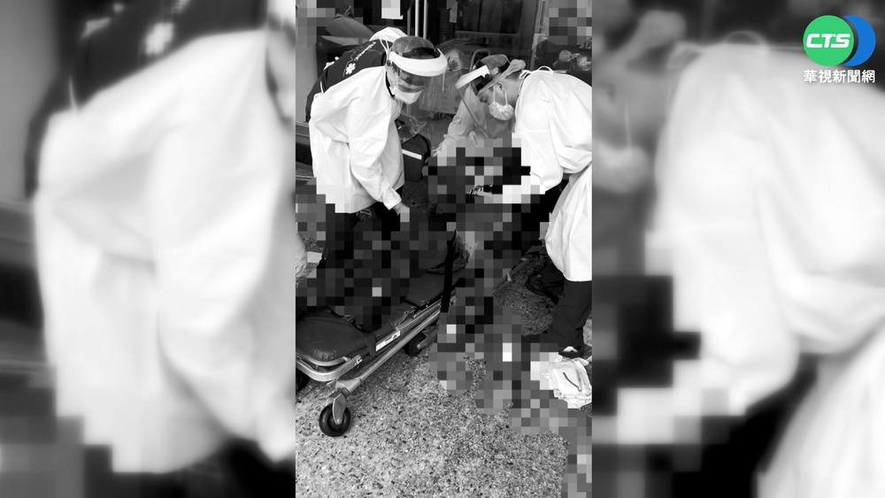 男持武士刀砍人 反遭勒頸失去心跳送醫