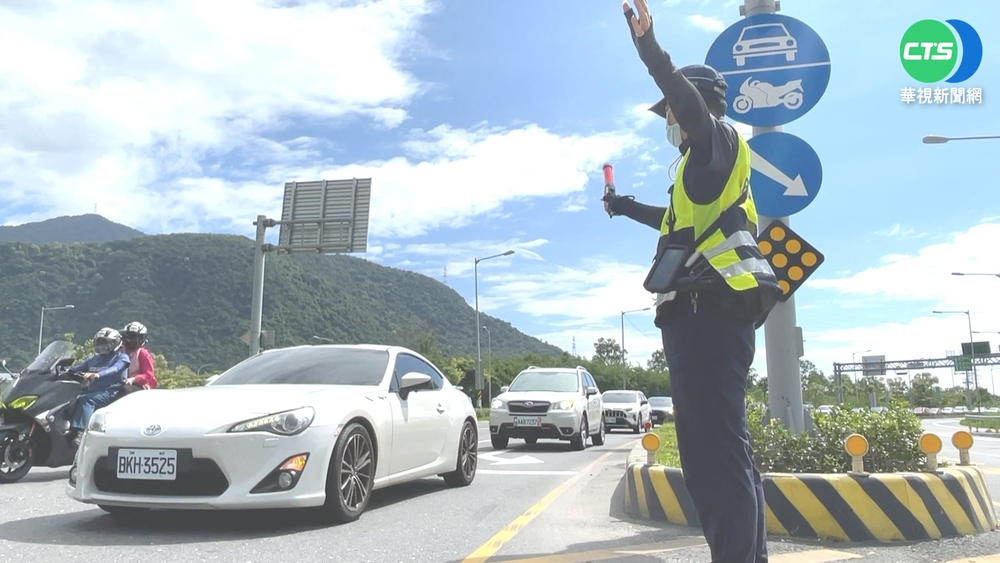 端午連假首日湧車潮 國5南下恐塞到傍晚