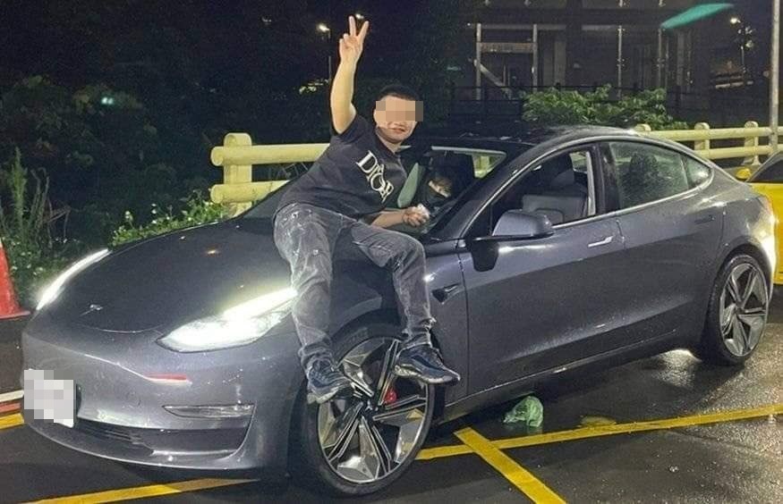 「抖音最強網紅」喪父搶超充 一言不合開槍險釀禍