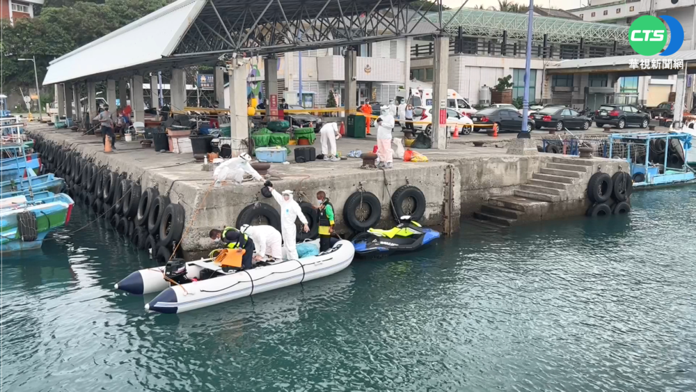 從菲律賓想回國 2中國男駛橡皮艇闖富岡港