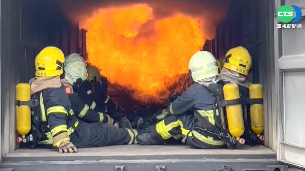 消訓中心半數確診 警專生控"毒窟上課"