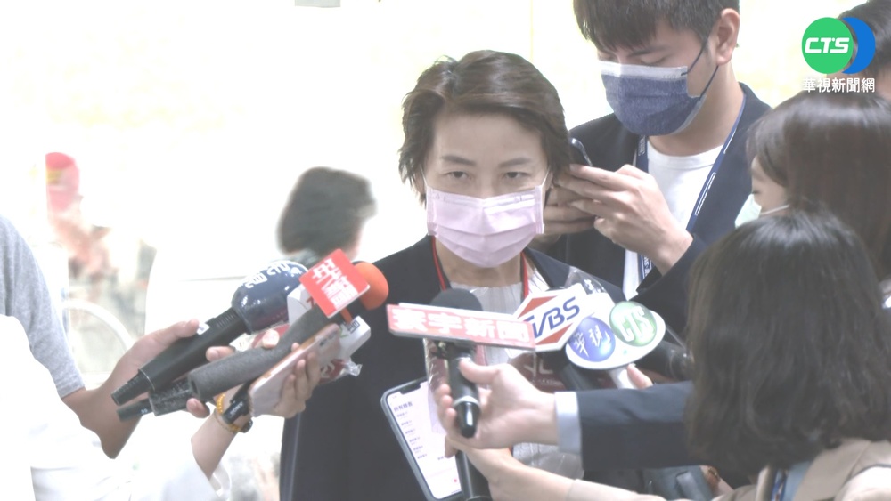 黃珊珊不入民眾黨誰當母雞? 柯P:我就是!