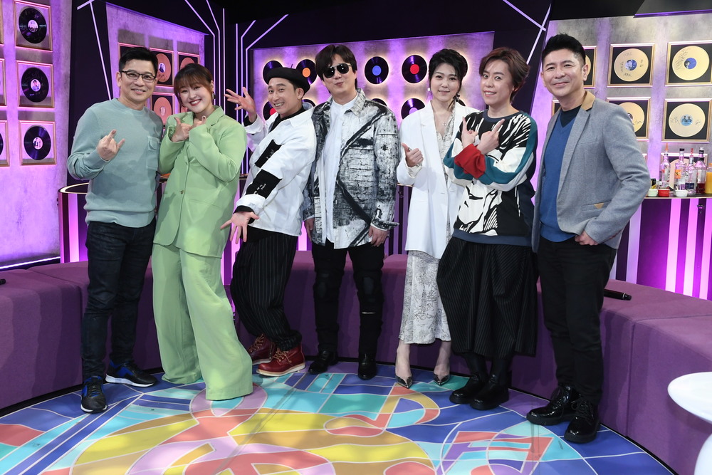 陳子鴻私藏秘密寶貝怕溼又怕乾 13歲開始第一次不敢算有幾支