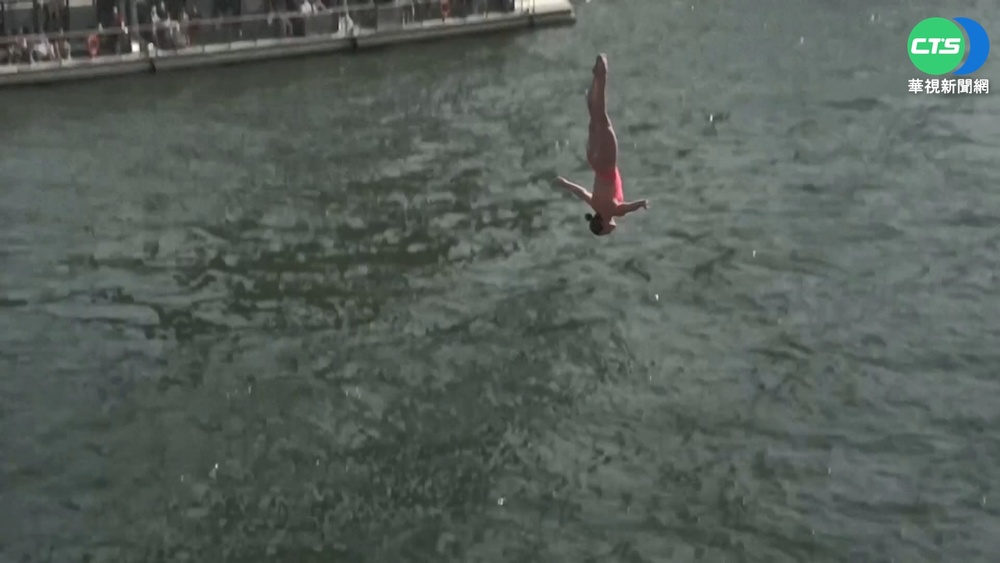 極限跳水賽第2站 艾菲爾鐵塔成最美背景