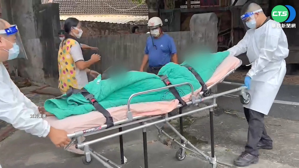 貧困3兄弟老大過世 名導:社會安全網破