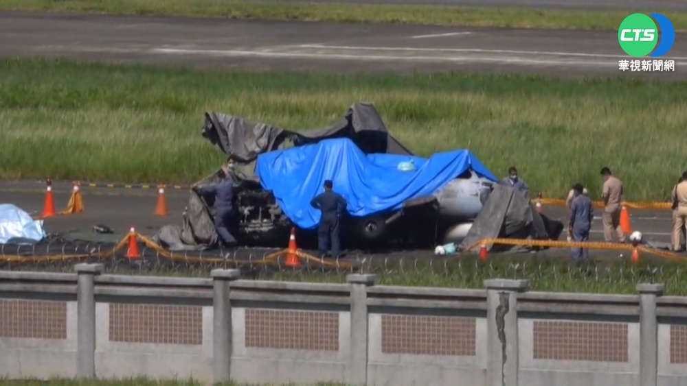 海軍反潛直升機迫降 救援現場畫面曝光