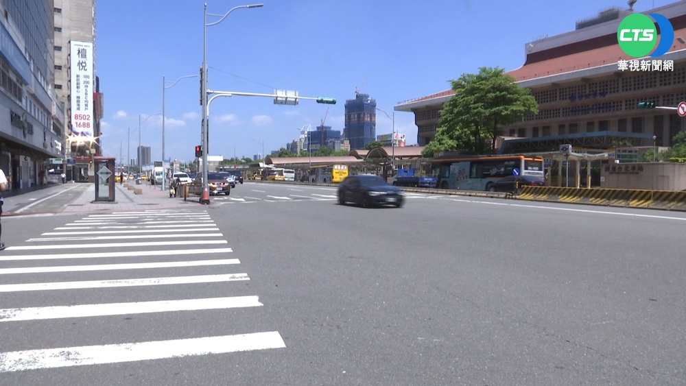 禁40年!北市忠孝西路擬開放機車 估年底試辦