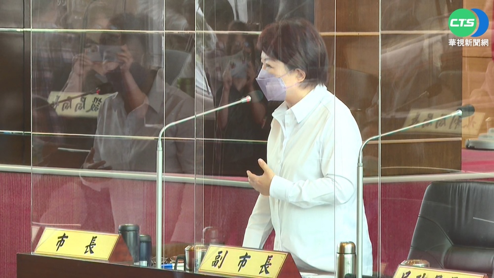 快打站長輩昏倒"假消息" 市府挨批!盧秀燕道歉