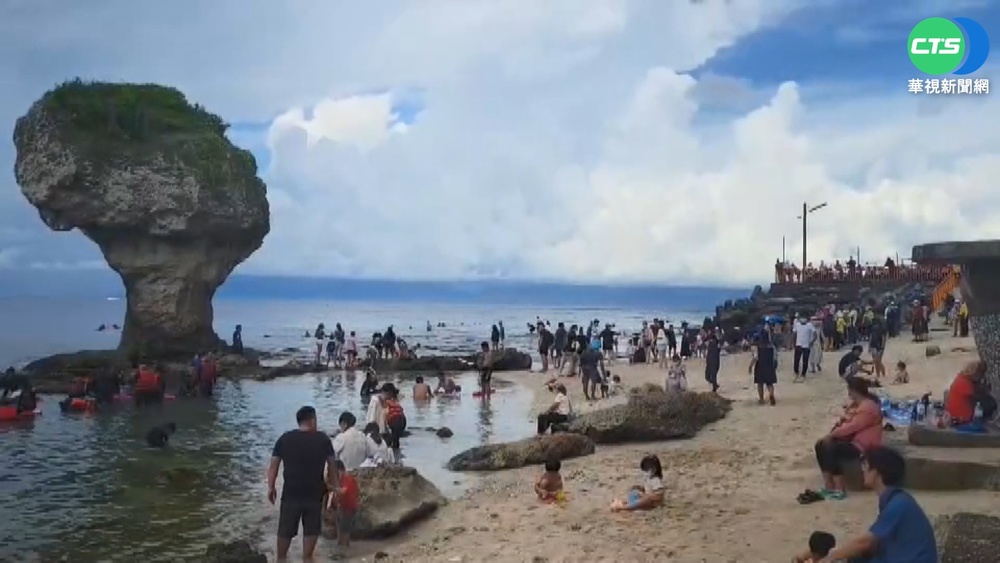 疫情趨緩小琉球湧人潮 冰店生意回升5成!