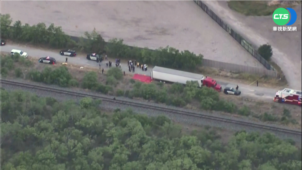 難民悲歌! 美人蛇貨櫃車 46人疑活活熱死