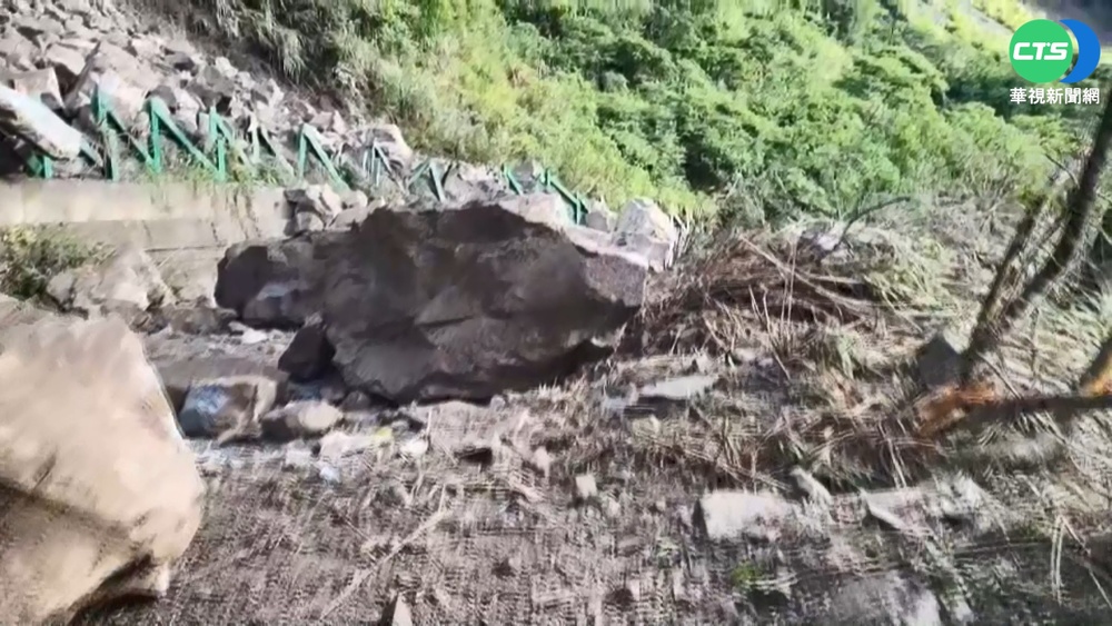 苗21線又山崩! 困340名遊客 道路搶通疏散