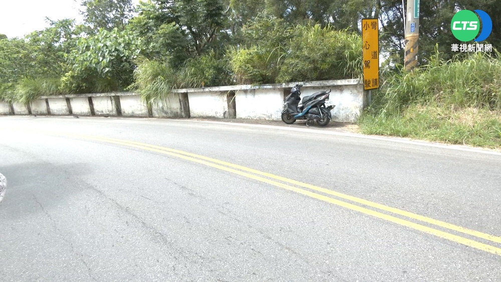 暑假騎車夜遊望高寮 大一生過彎摔車亡
