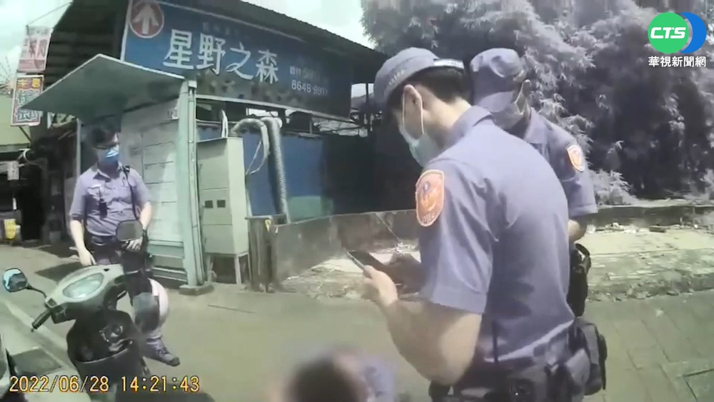 男隨機撿鑰匙偷機車 業者:舊車換鎖頭