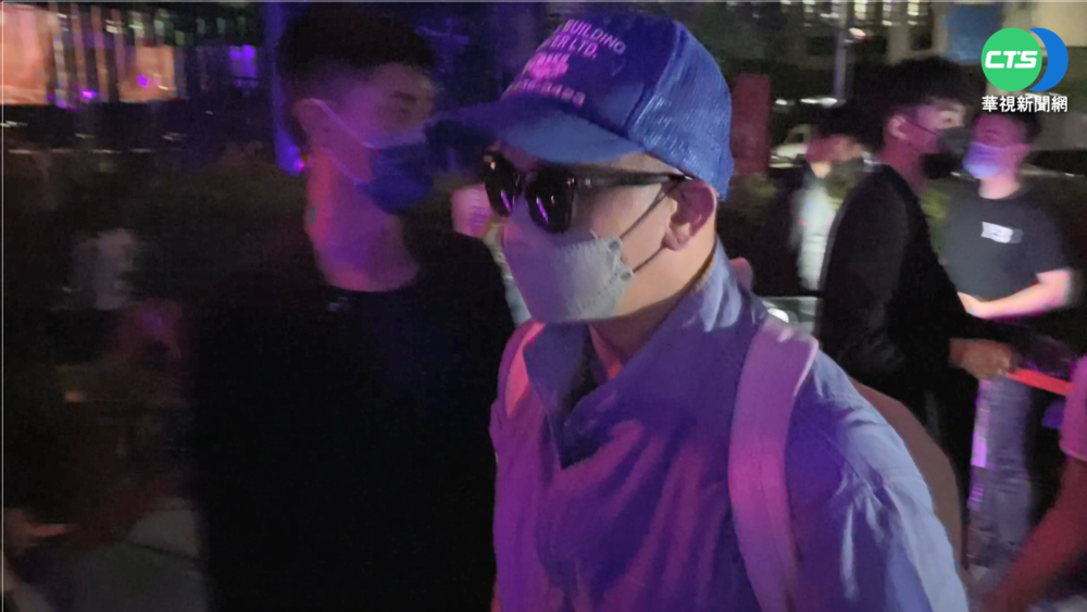 具俊曄DJ秀"魅力炸裂" 台中夜店人潮擠爆