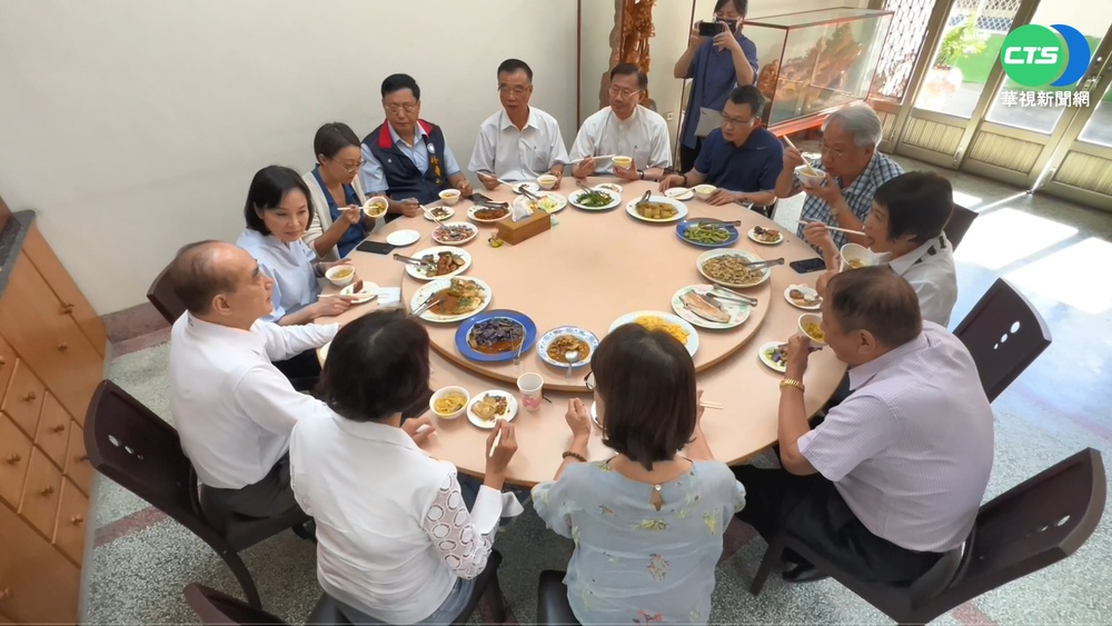 柯志恩會王金平談競選 陳其邁照跑行程