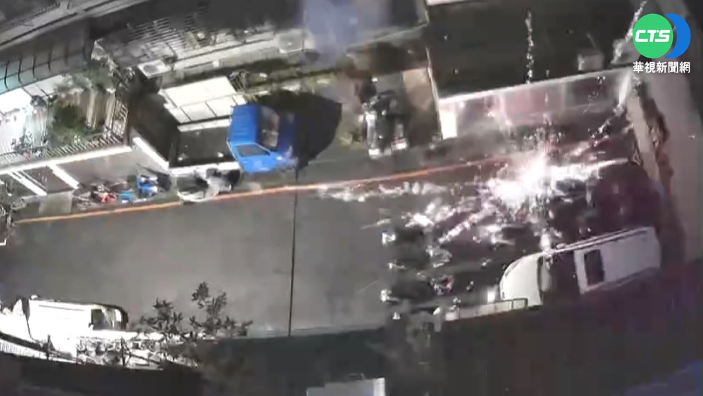 男住宅區深夜亂放鞭炮 鄰居嘆:常酒後鬧事