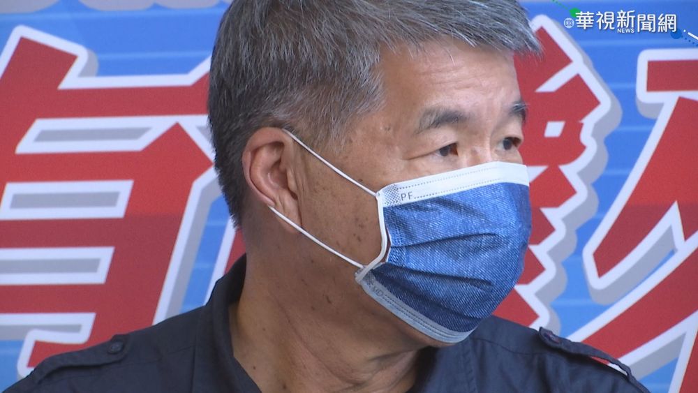 張亞中砲轟藍黨降國旗還降黨旗：踐踏黨格 不只悲哀更丟臉